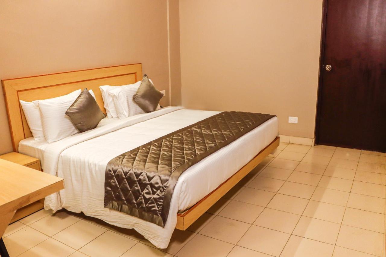 Hotel Vinayaga Tirupur Dış mekan fotoğraf